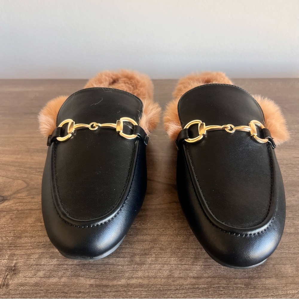 Cushionaire NEW Womens Yoga Slip On Black Fur Mule Size 9 #B1892 - Picture 2 of 7